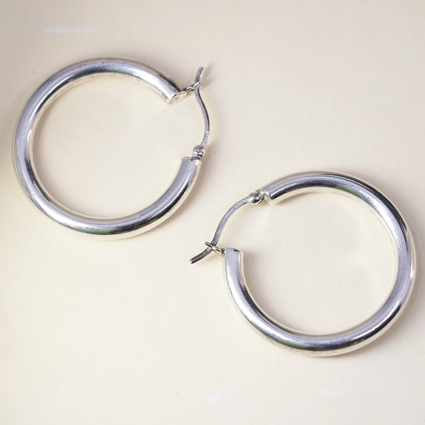 1.25", Vintage sterling silver loop earrings, fashion minimalist wide hoops