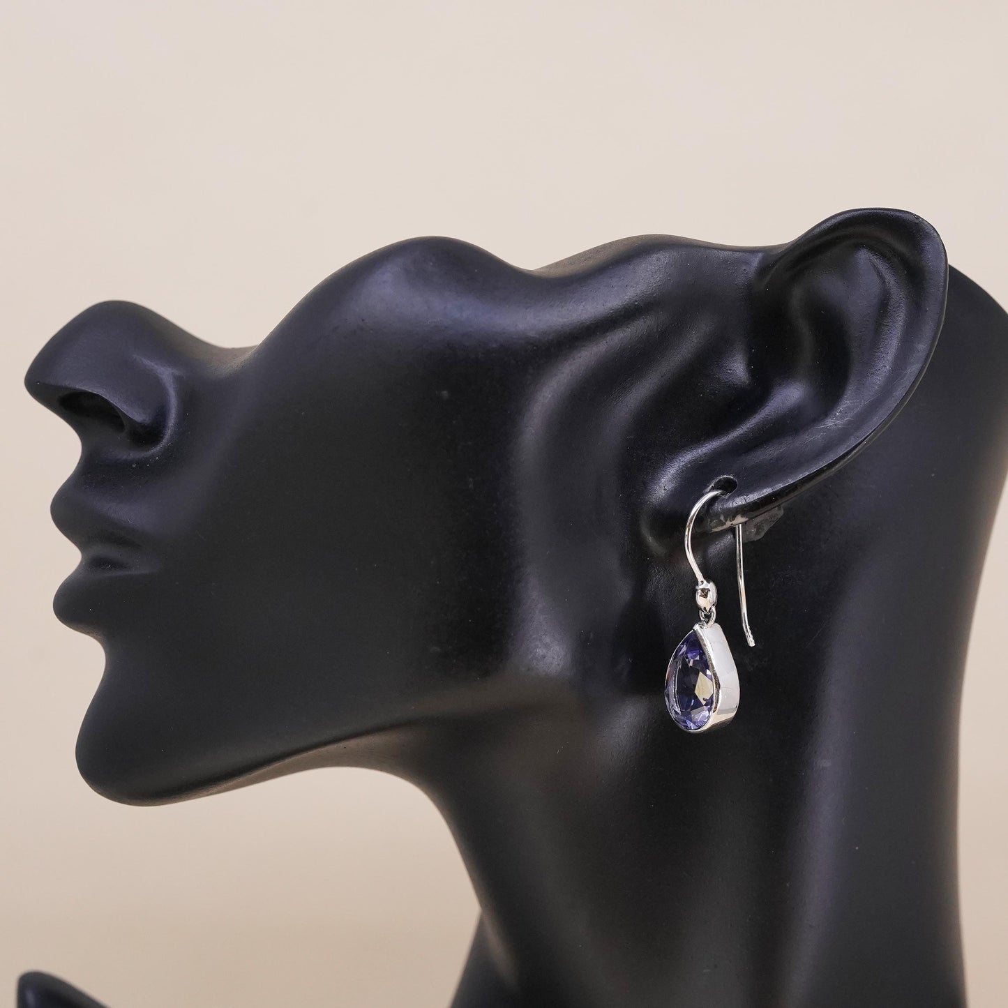 Vintage sterling silver 925 handmade single earring with teardrop amethyst