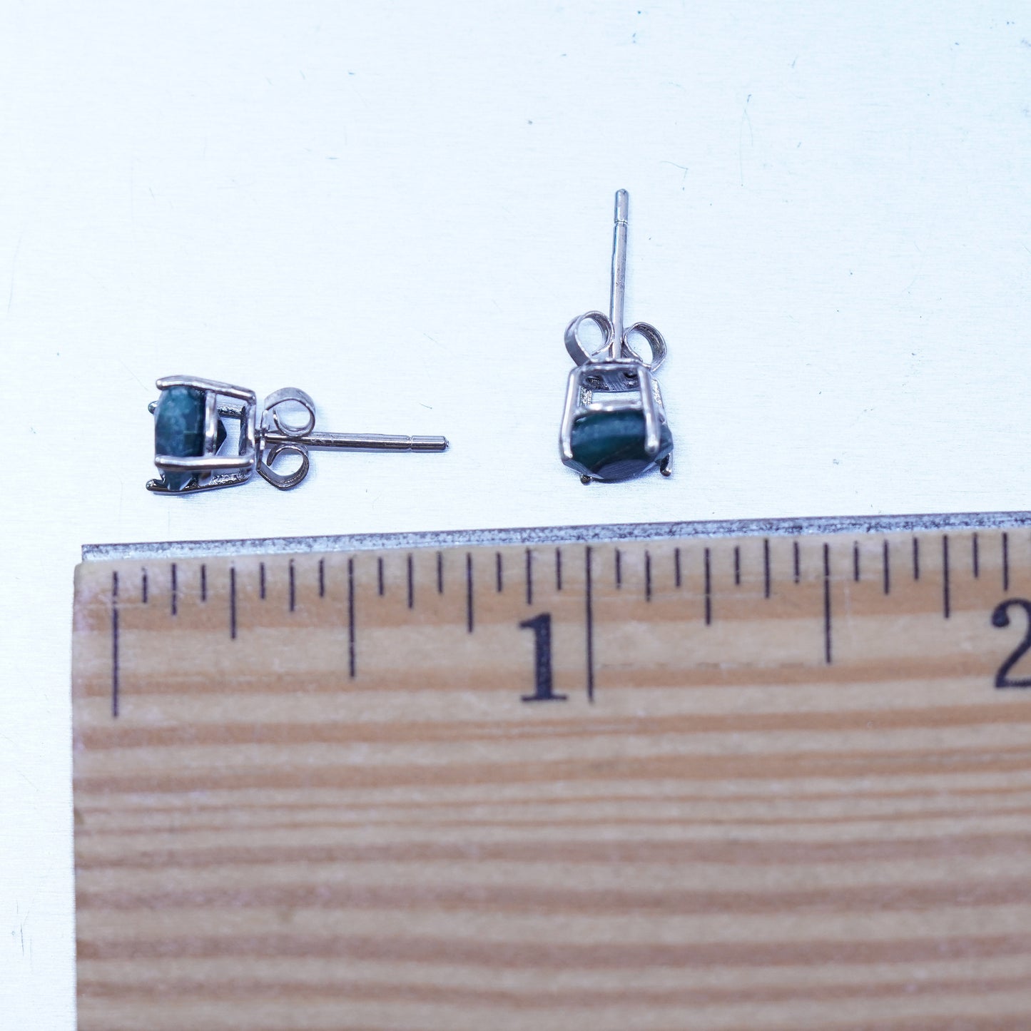 Vintage Sterling 925 silver earrings, studs with natural emerald