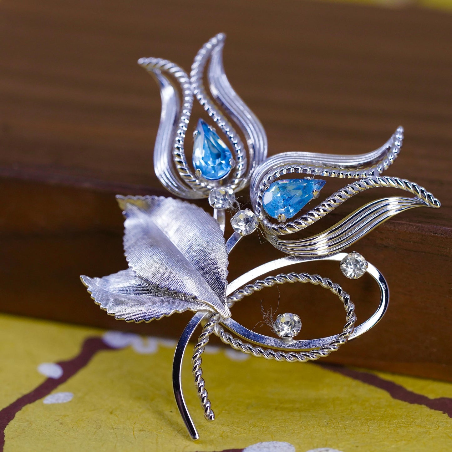 1920s Art Deco Danvell Sterling 925 silver tulip flower brooch teardrop
