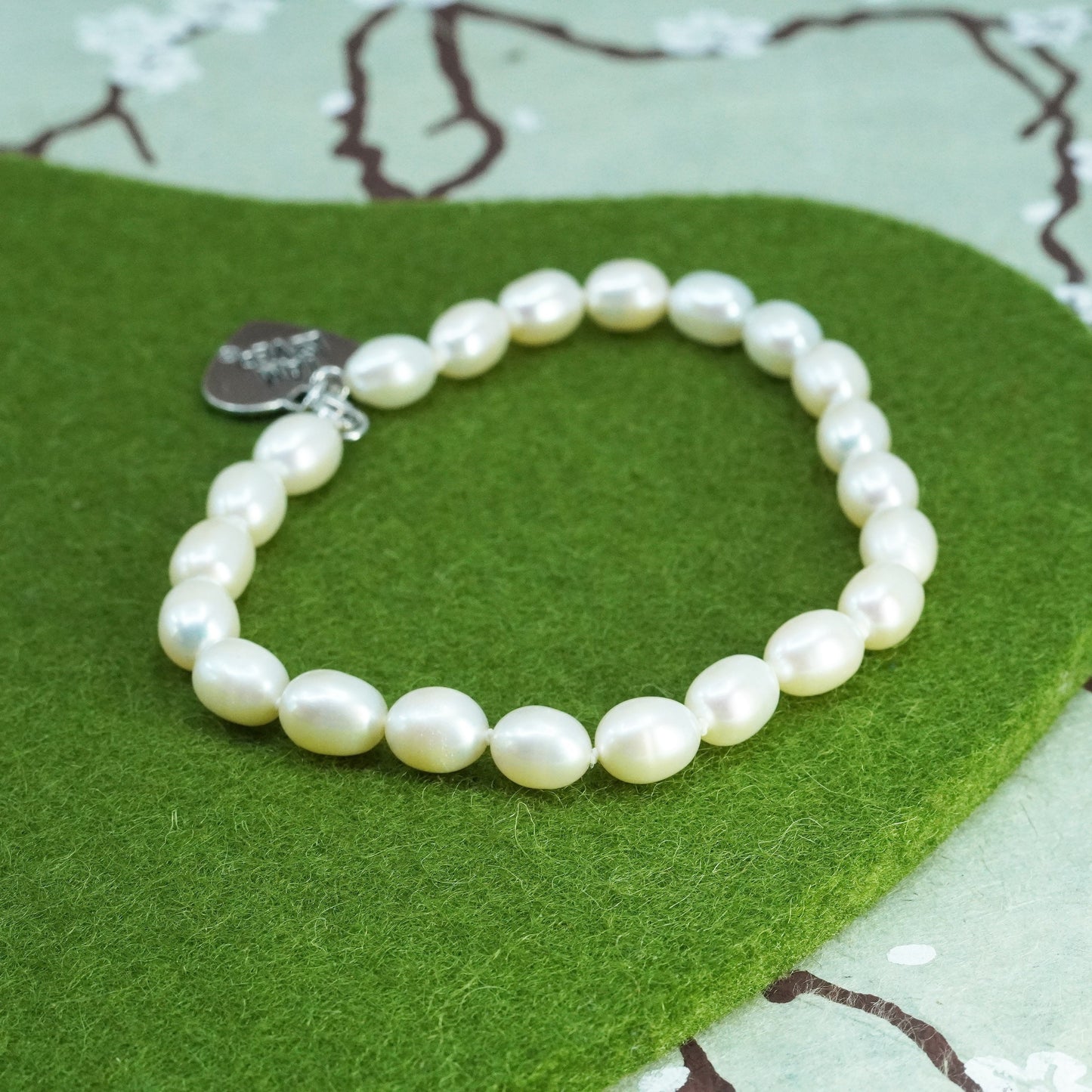 7.5”, sterling silver bracelet, pearl beads with 925 heart charm “I am loved
