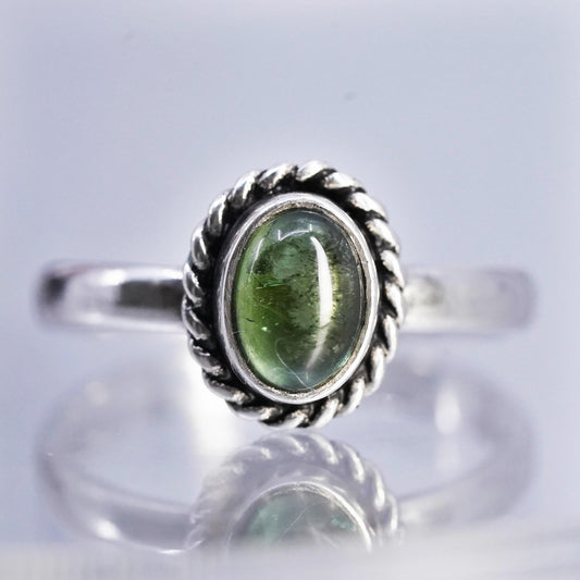 size 6, Vintage Sterling Silver Handmade Ring, 925 Stackable Band oval peridot
