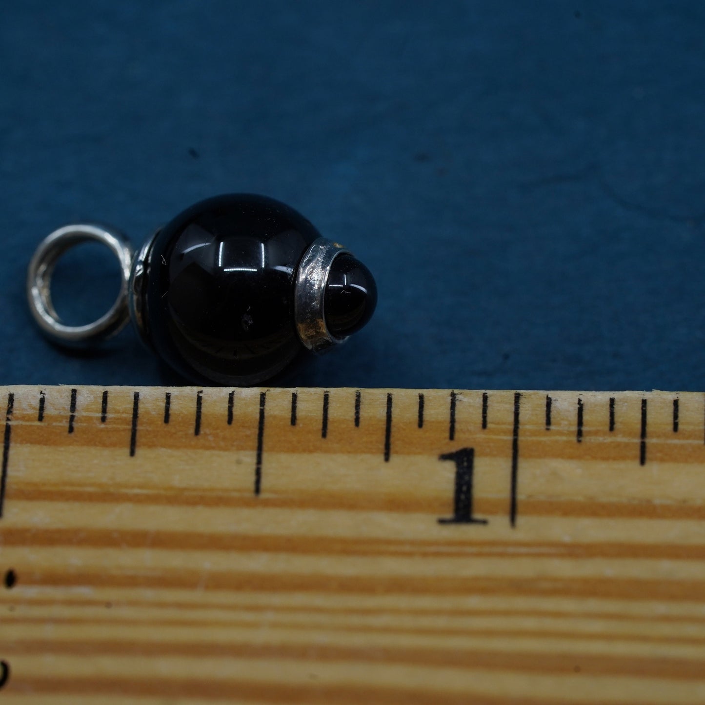 Vintage Sterling silver 925 handmade pendant with onyx bead