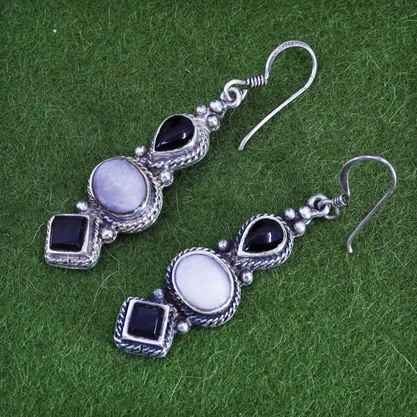 Vintage Sterling silver handmade earrings, 925 teardrop onyx mother of pearl