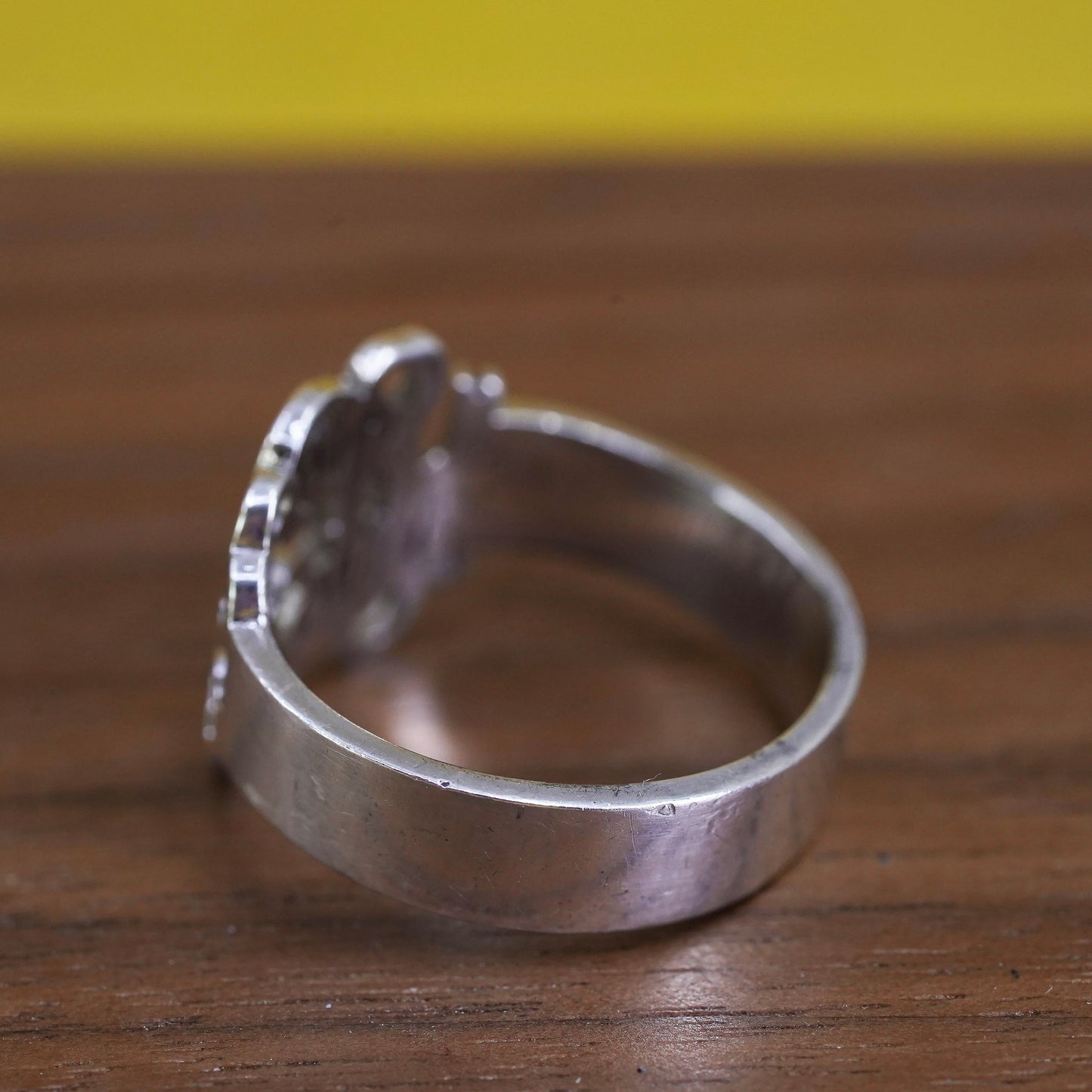 Size 6.5, vintage Sterling 925 silver handmade ring engraved monogram “HCC”