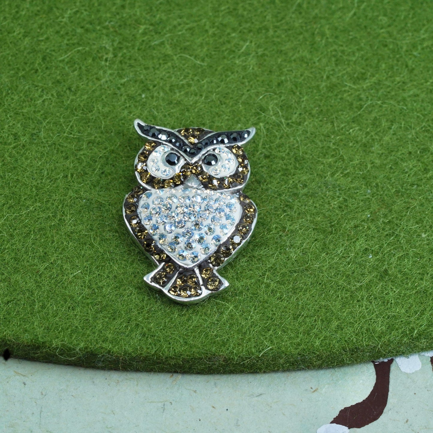 Vintage Sterling silver handmade pendant, 925 owl with cluster crystal