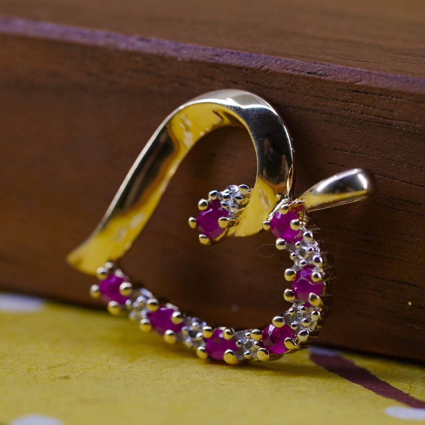 Vintage vermeil gold over Sterling 925 silver heart pendant ruby and diamonds
