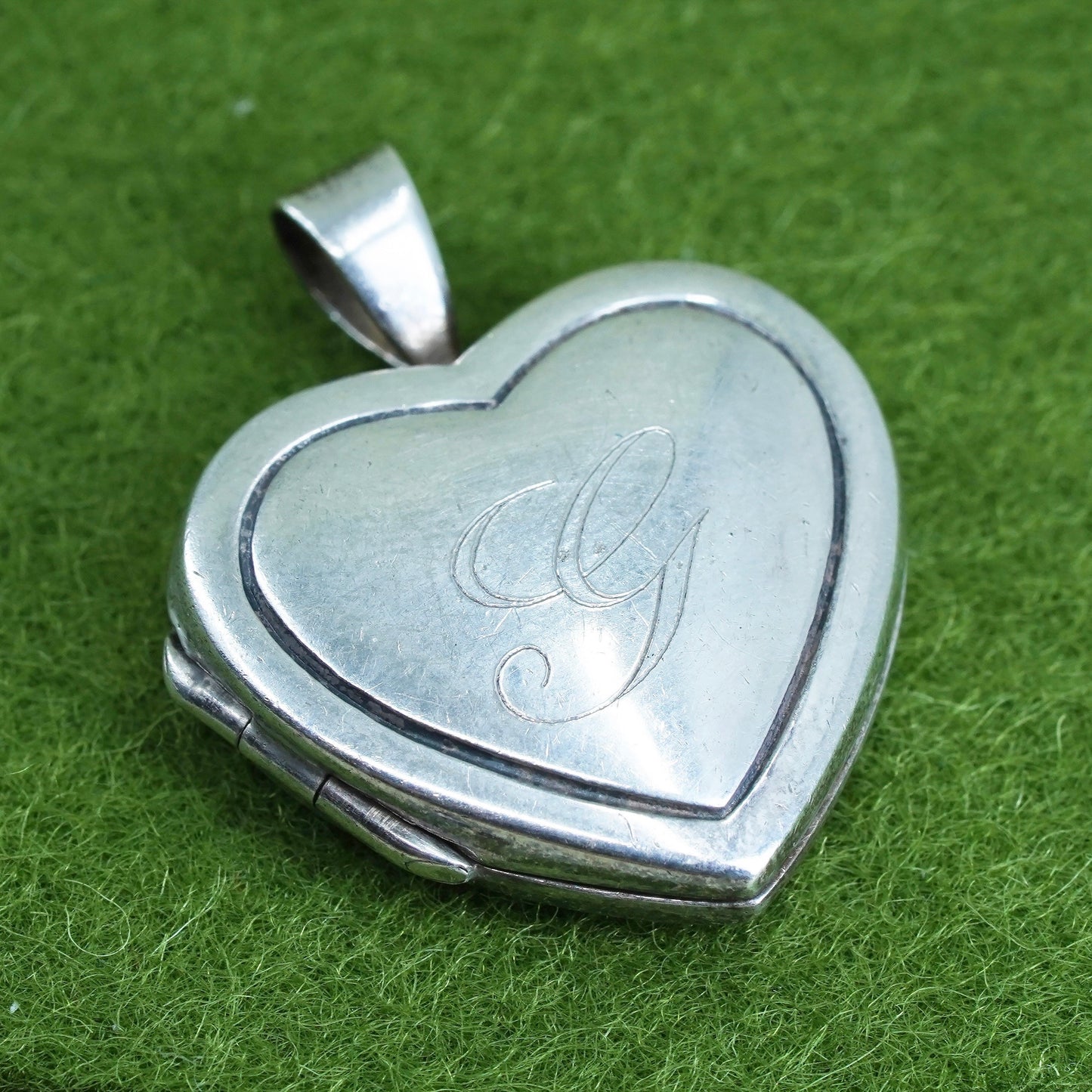 Vintage sterling silver photo locket charm pendant, 925 heart engraved “G”