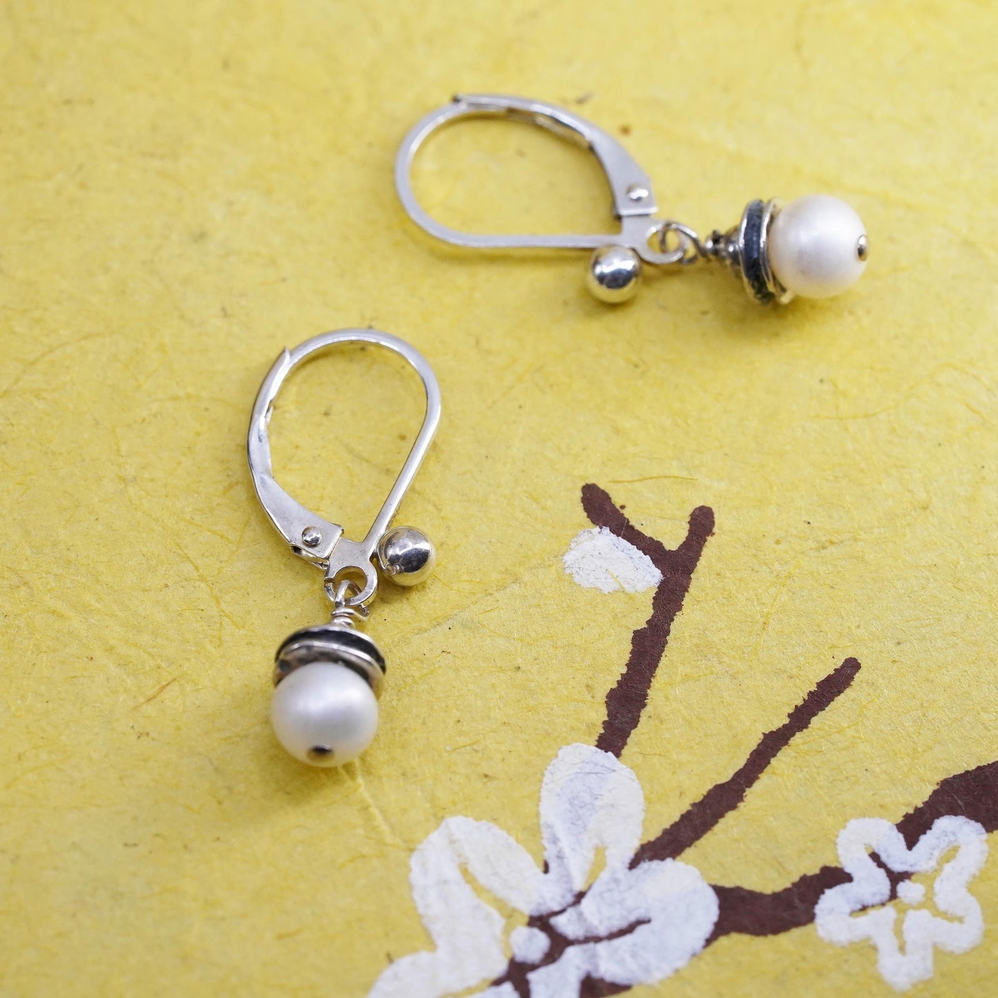 Vintage Sterling silver handmade earrings, 925 drops with pearl and lever back