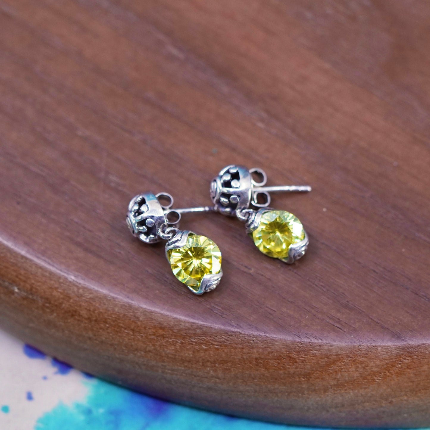 Vintage sterling silver 925 handmade earrings with peridot dangles