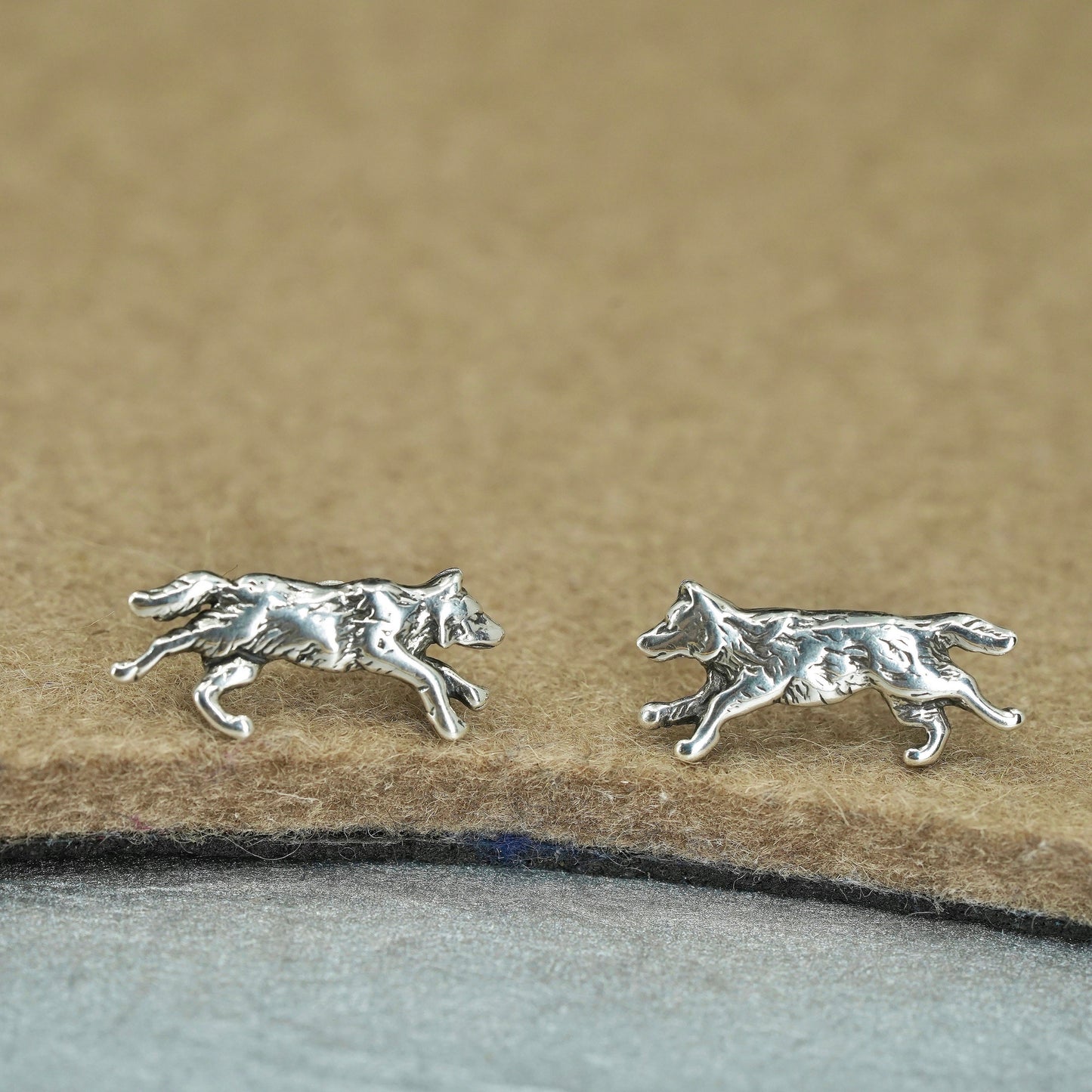 Vintage southwestern Sterling 925 silver handmade star earrings, wolf studs