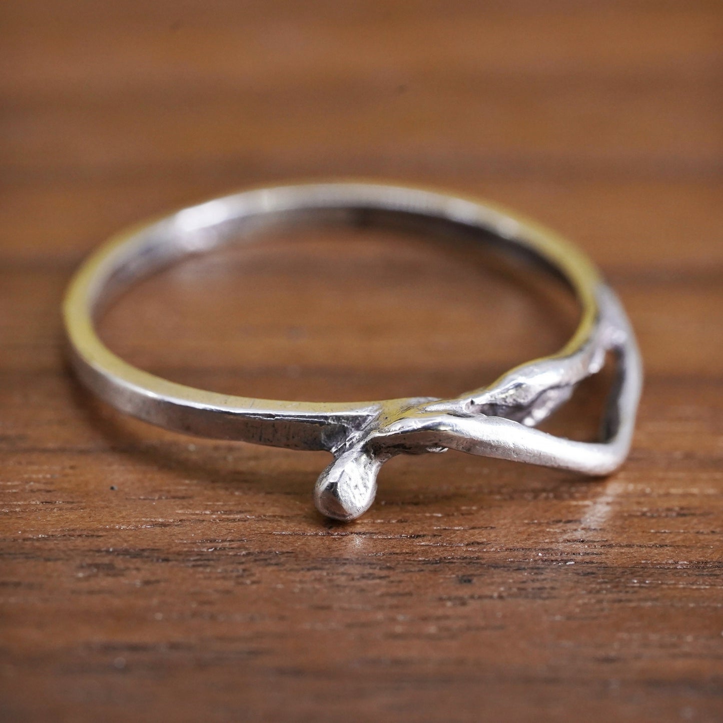 size 7.5, VTG southwestern sterling silver 925 body ring woman hug love band