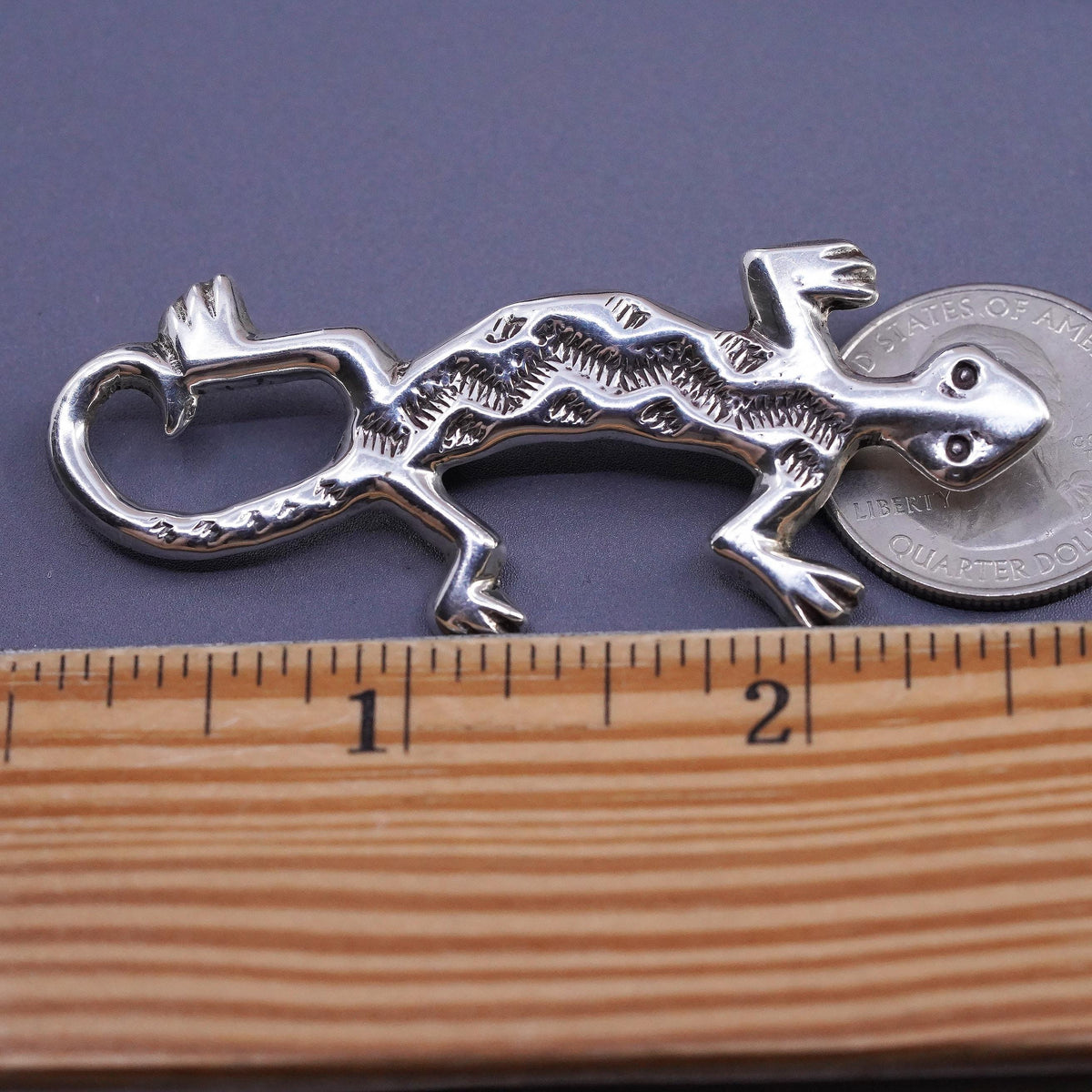 Vintages Native American sterling silver handmade brooch 925 lizard pendant pin