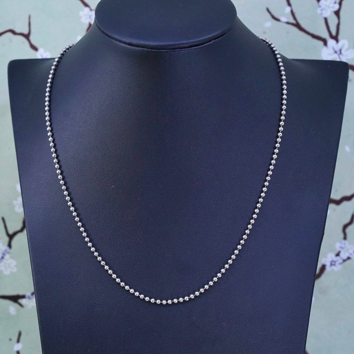 18” 1.6mm, vintage sterling silver necklace, 925 bead chain, stamped 925 Italy