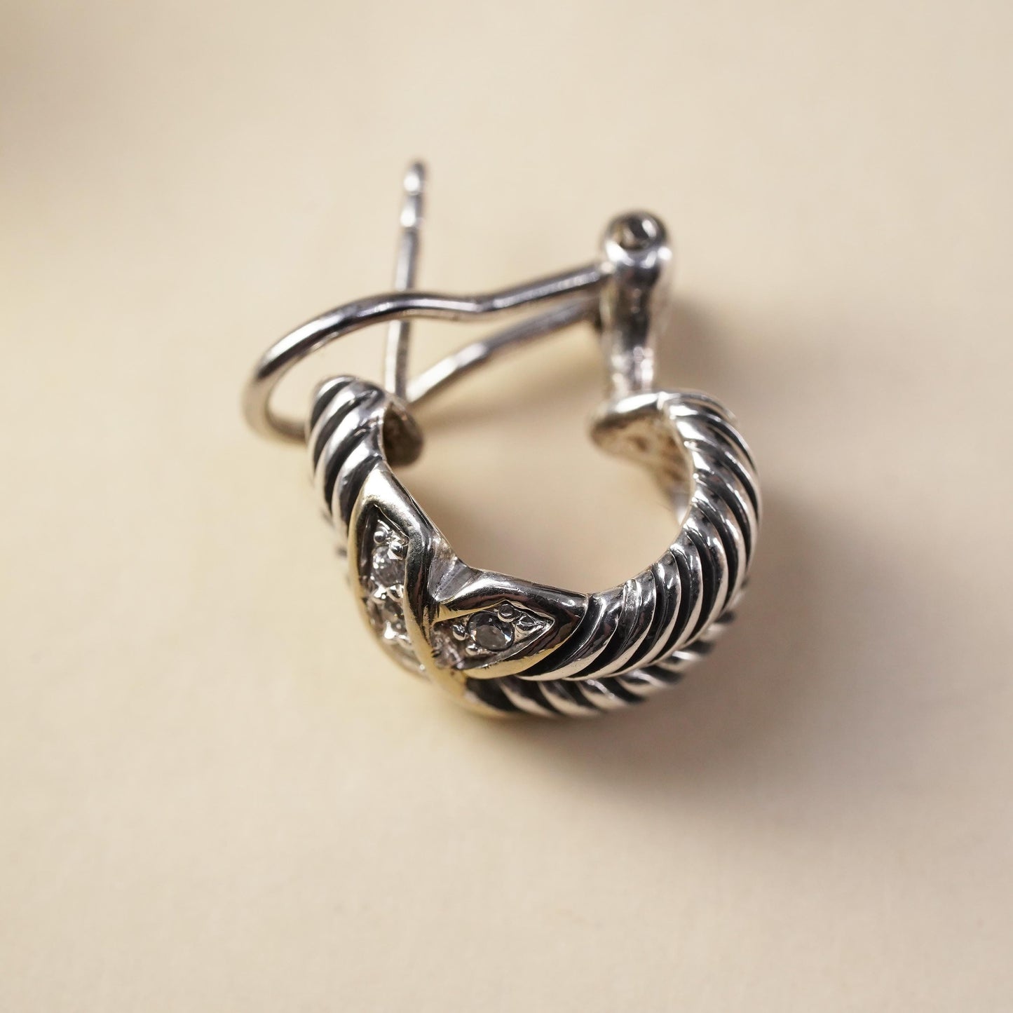 Vintage Sterling 925 silver handmade stud w/ cz, cable textured single earring
