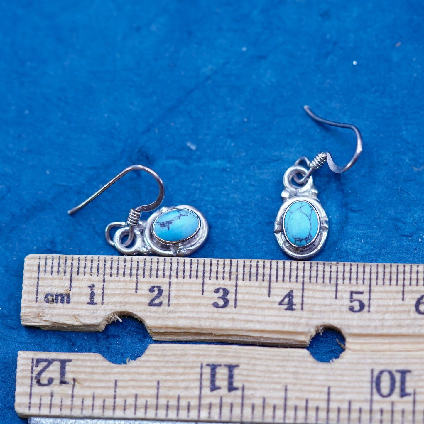 Vintage southwestern Sterling 925 silver handmade earrings with turquoise