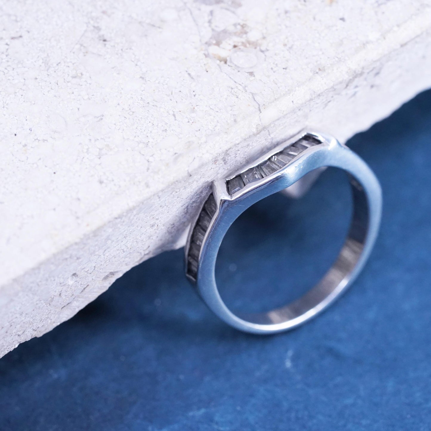Size 6.5, vintage Sterling 925 silver ring, 925 stackable wedding band with Cz