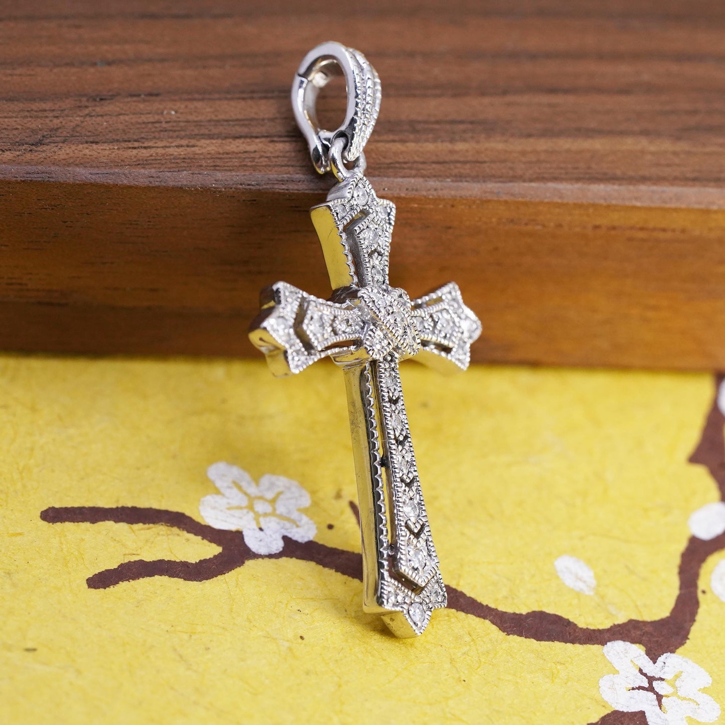 Vintage sterling silver pendant, 925 cross with cluster diamonds