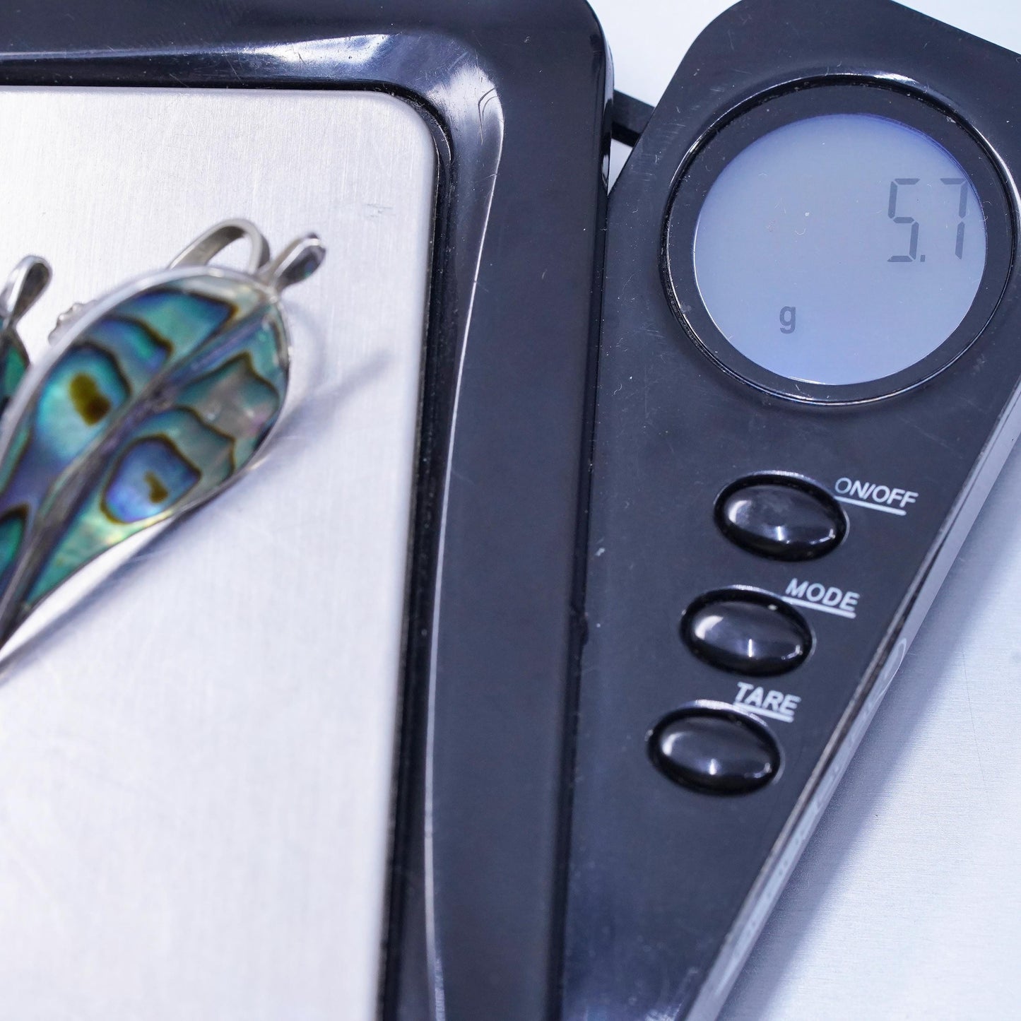 VTG Mexican ECC Sterling 925 silver handmade earrings, leaf screw back abalone