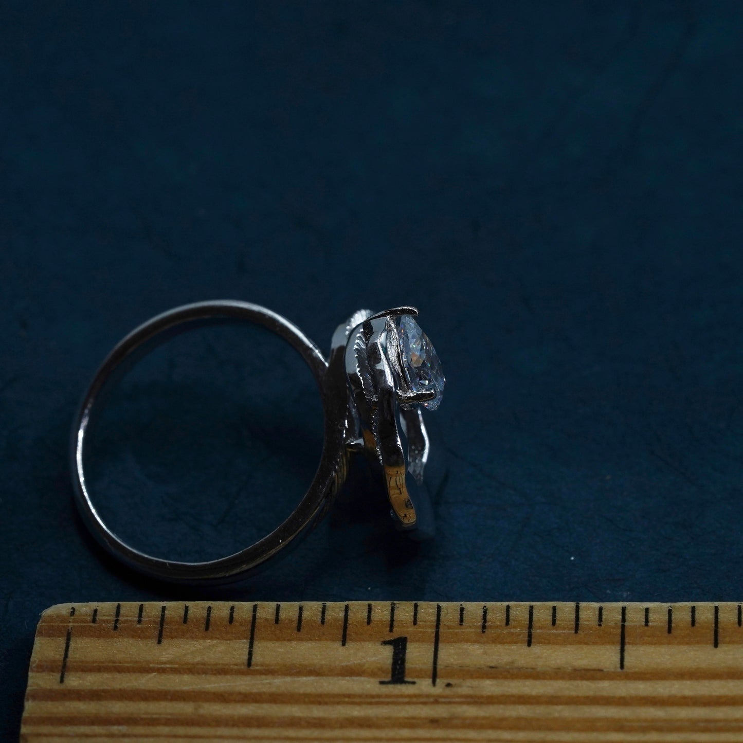 Size 8, vintage Sterling 925 silver engagement ring with cz