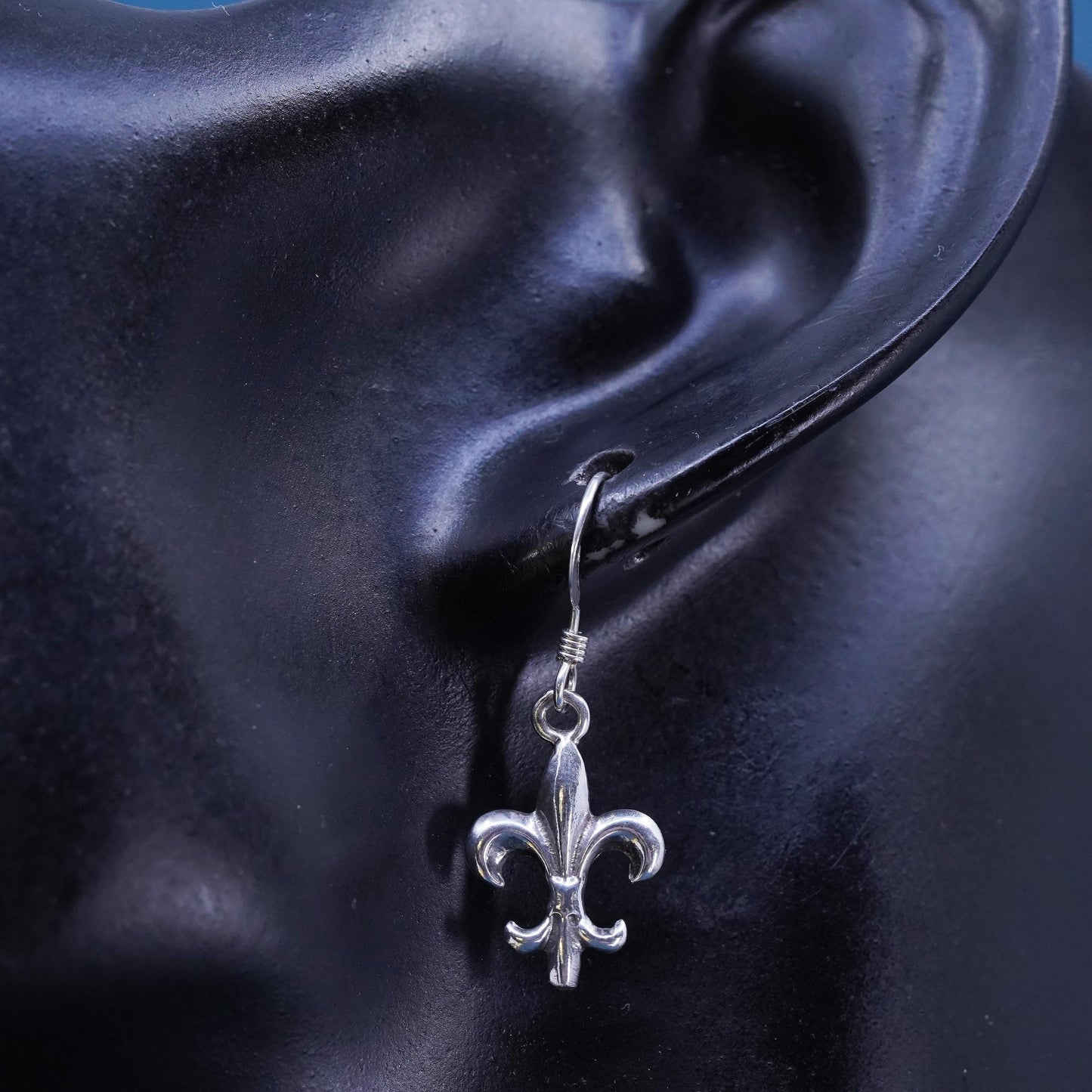 Vintage Sterling silver handmade earrings, 925 French fleur-de-lis drops