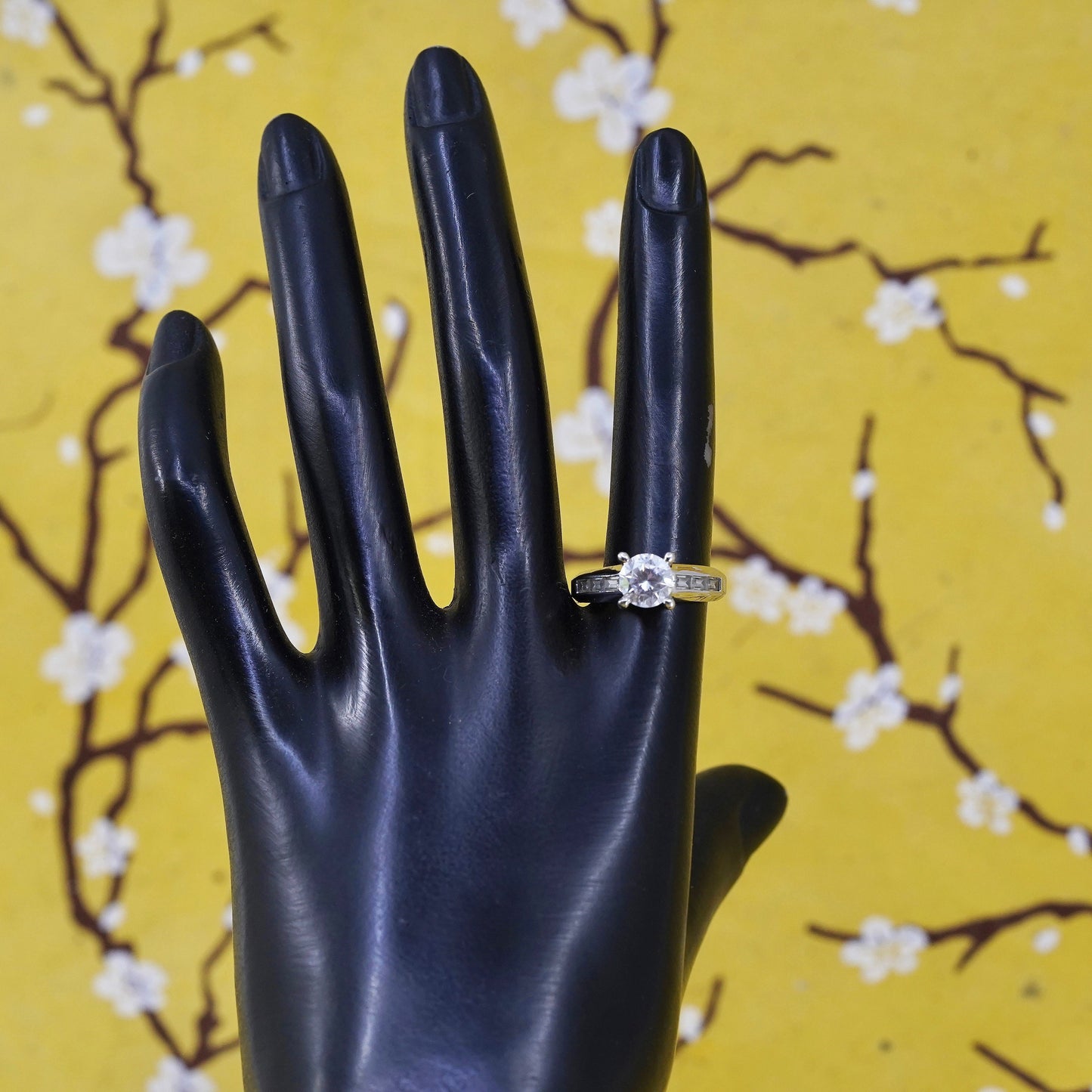 Size 8, vintage Sterling silver 925 engagement ring with cz
