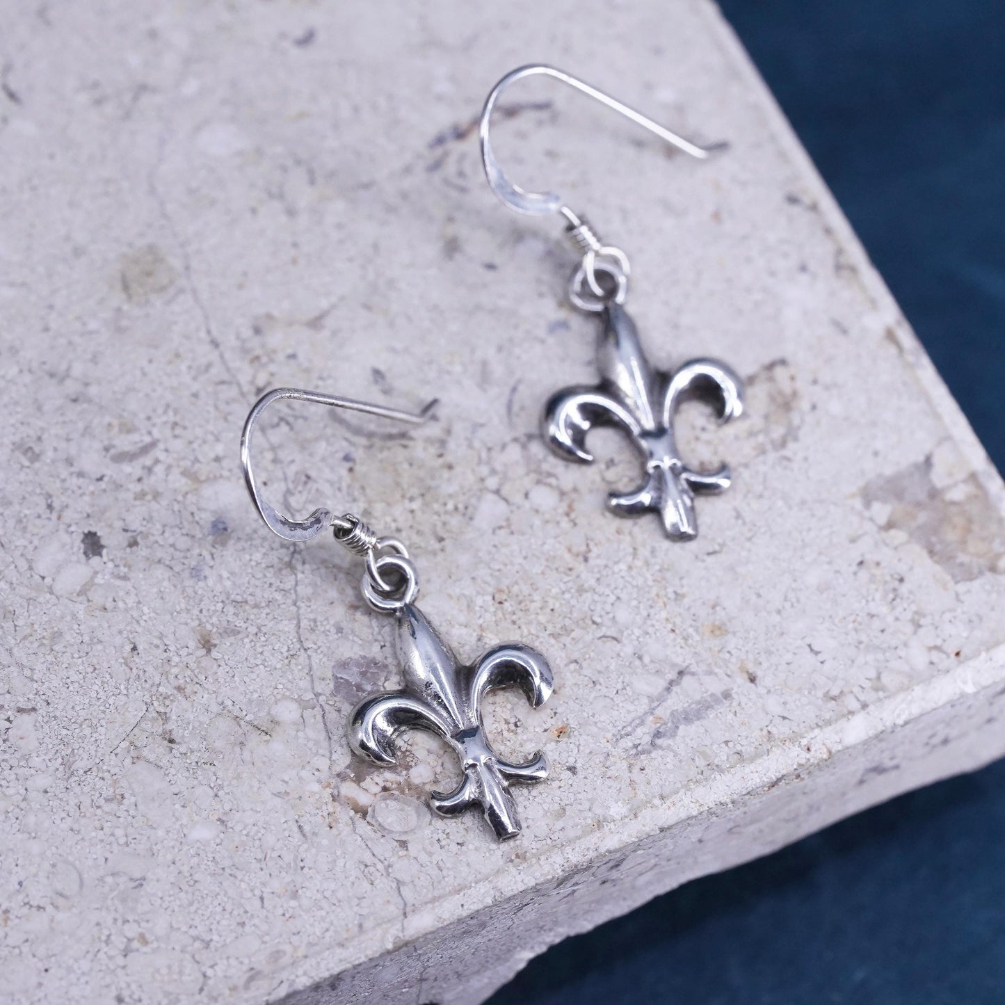 Vintage Sterling silver handmade earrings, 925 French fleur-de-lis drops