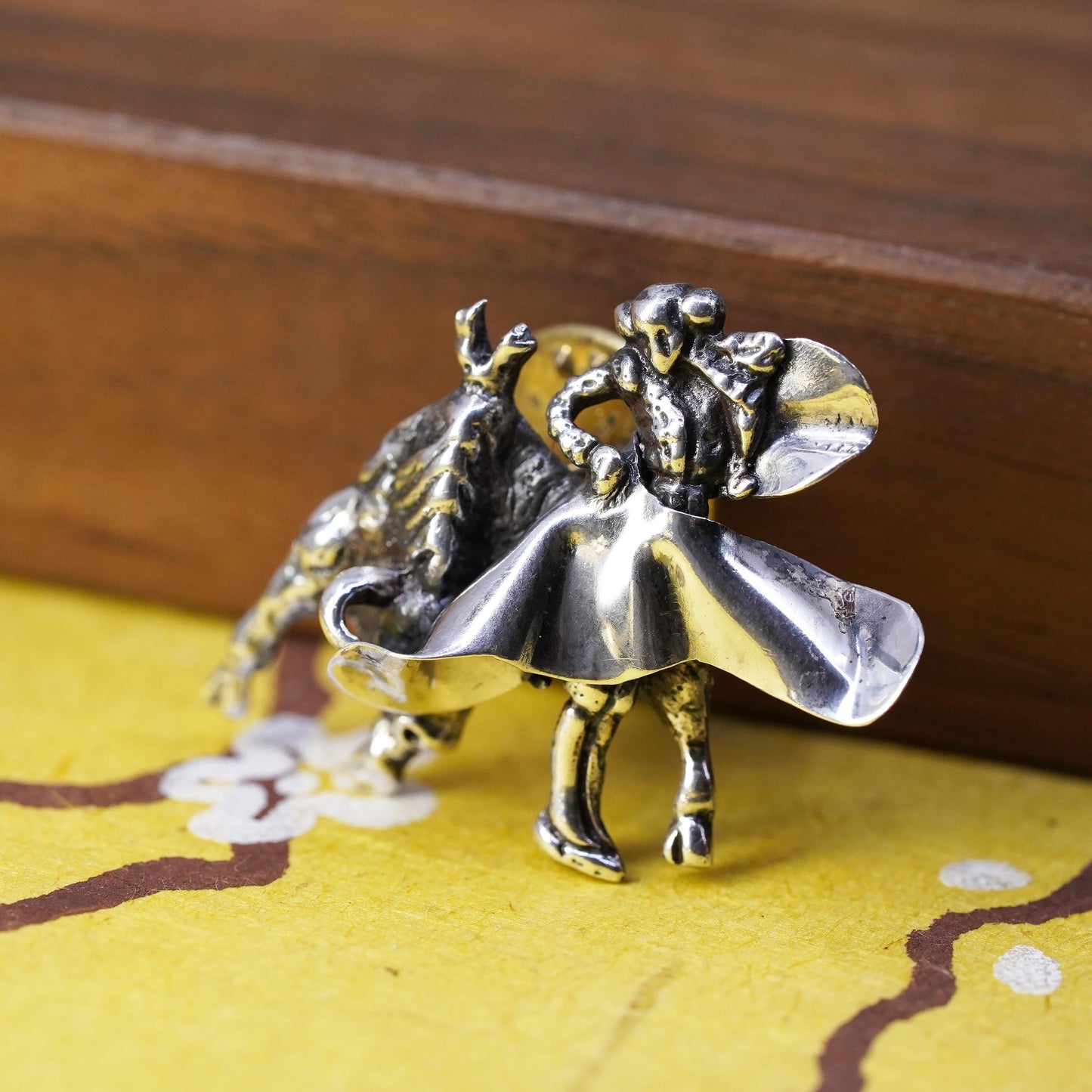 Vintage handmade sterling 925 silver matador bull brooch, pin