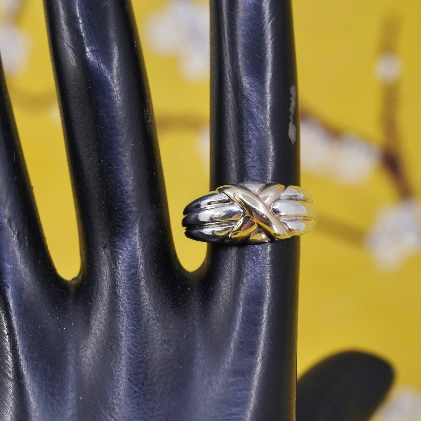 Size 6, VTG two tone Sterling silver handmade ring, 925 band w/ gold tone cross