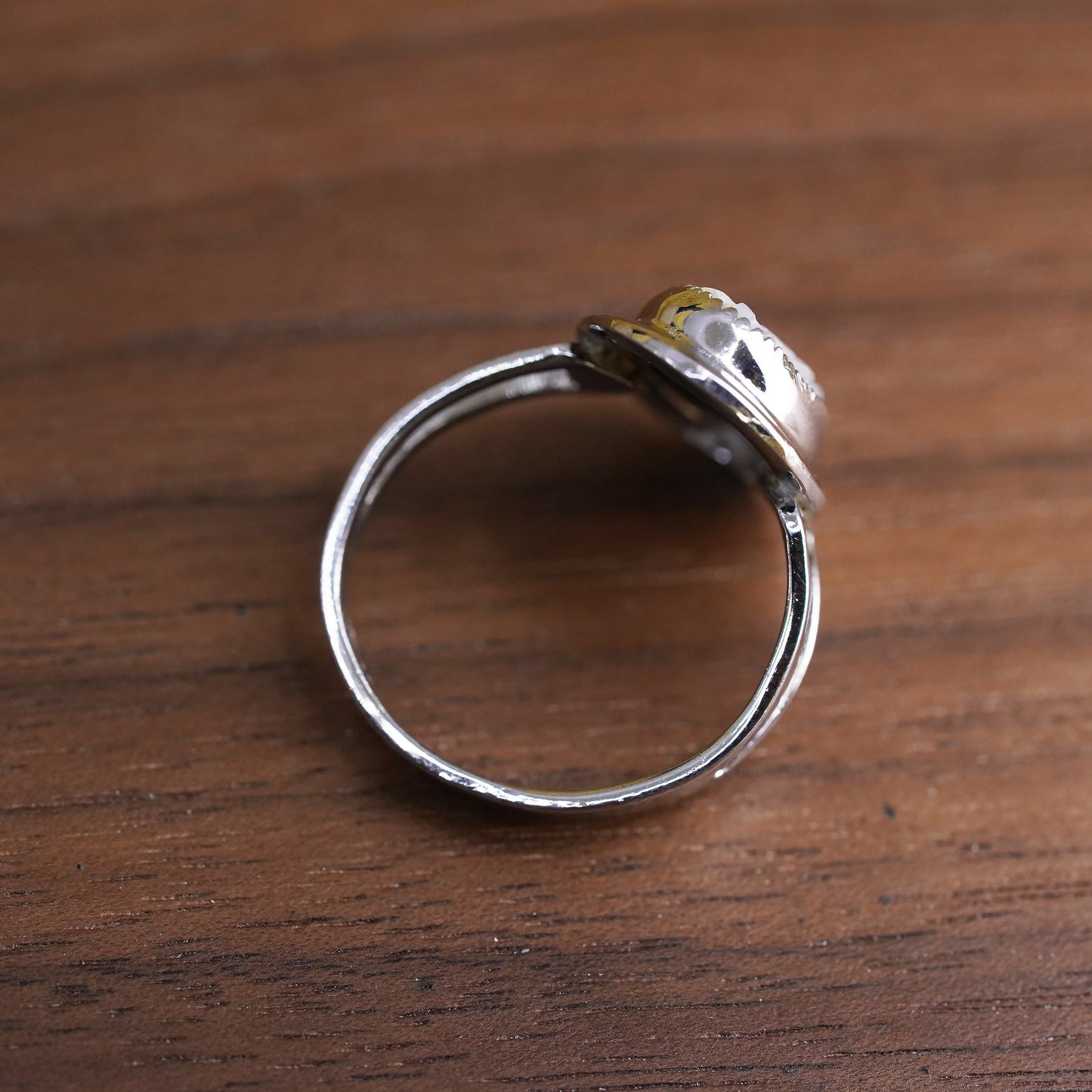Size 5.25, Sarah Coventry Cameo Ring, Sterling 925 silver ring, Facing Shell
