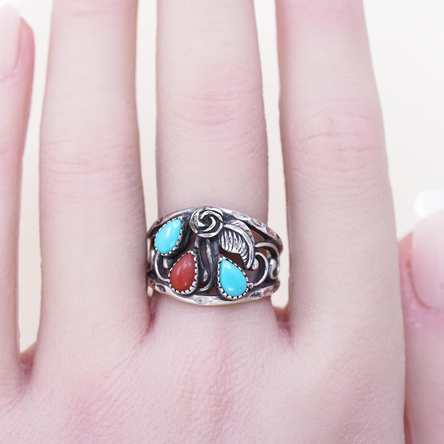 Size 8, VTG Wheeler Jewelry Co. 925 Sterling Silver Turquoise Coral Floral Ring