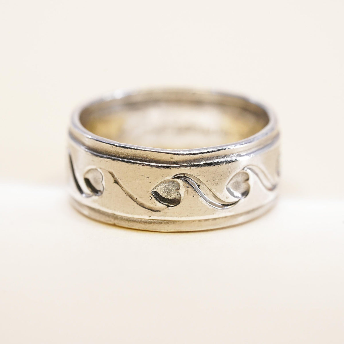 Size 6.5, vintage Mexican Sterling silver ring, embossed wavy heart 925 band
