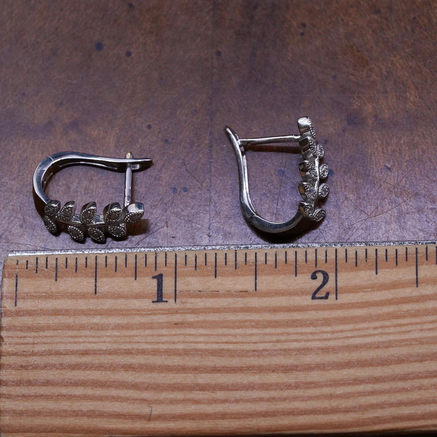 0.75", vintage Sterling silver handmade earrings, 925 leaf huggie hoops with cz