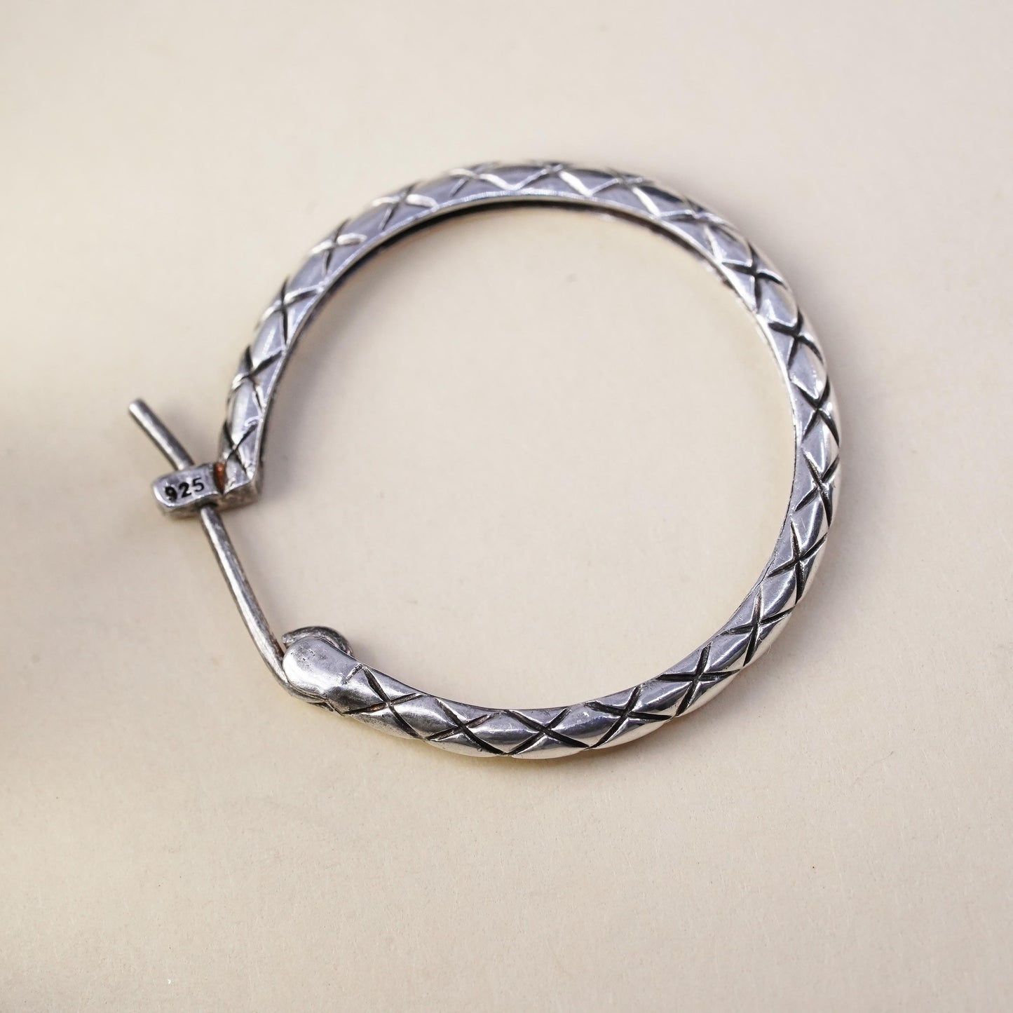 0.75", Vintage sterling silver single earring, fashion minimalist textured hoop