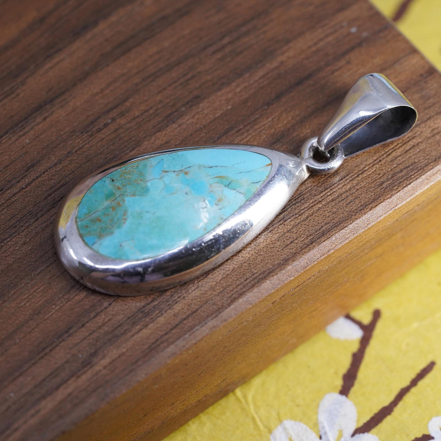 Vintage southwestern Sterling 925 silver handmade teardrop pendant turquoise