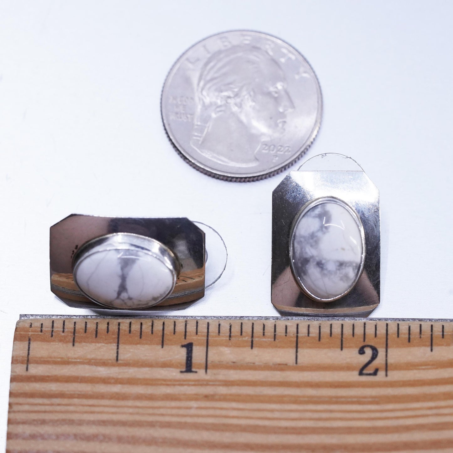 Native American southwestern Sterling 925 silver earrings, studs howlite