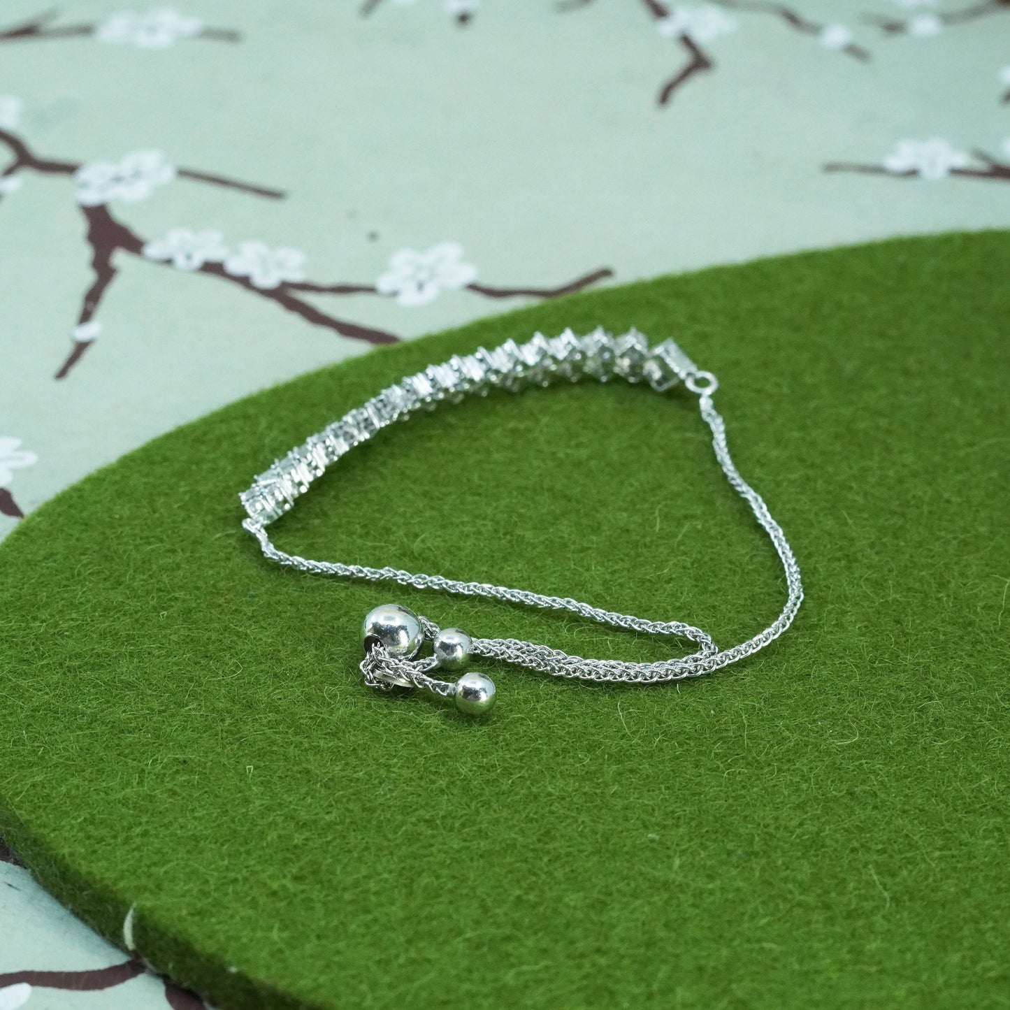 Size adjustable, Vintage sterling 925 silver wheat charm bracelet with diamond