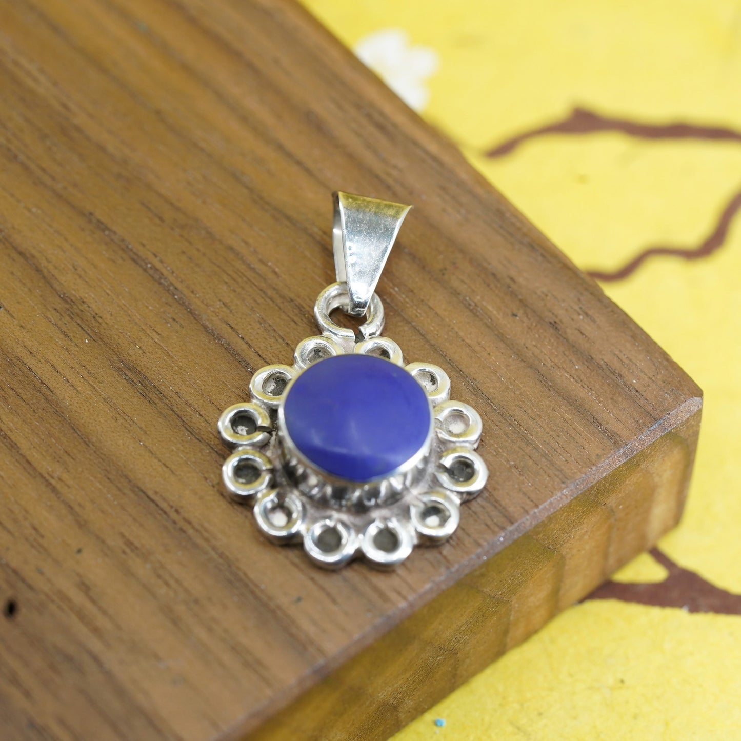 Vintage Sterling silver handmade pendant, Mexico 925 circle with blue onyx