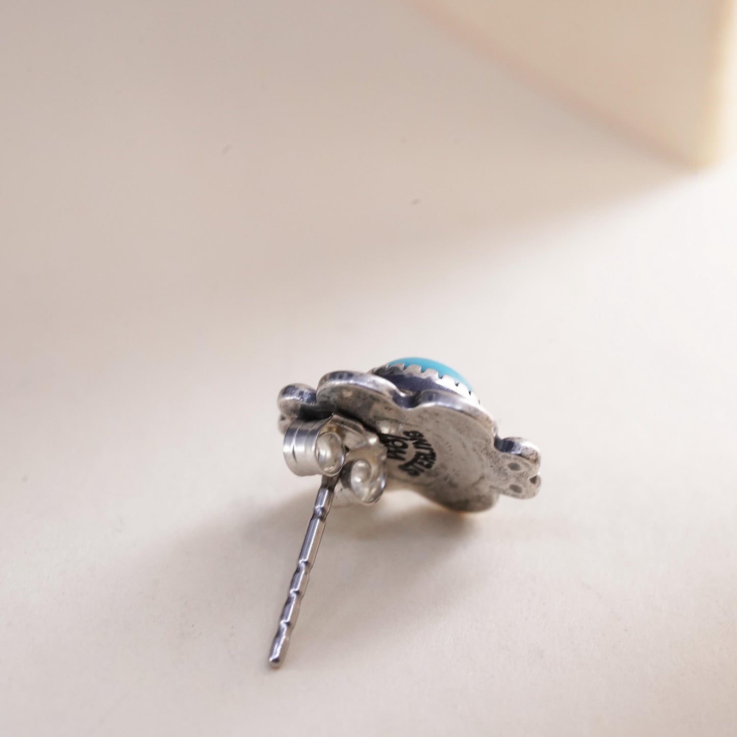 Vintage southwestern Sterling 925 silver stud with turquoise, single earring