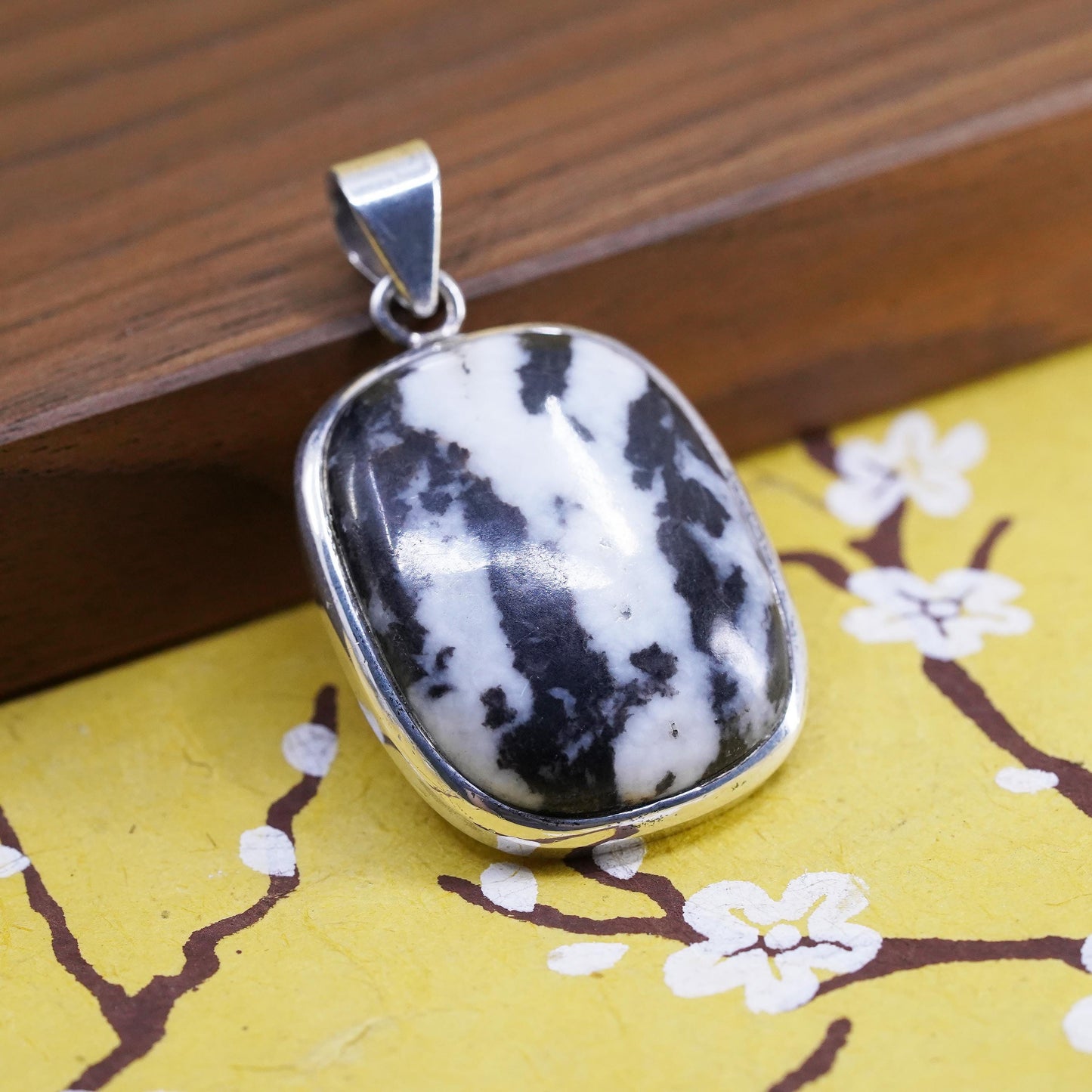 Vintage Sterling 925 silver handmade pendant with zebra marble