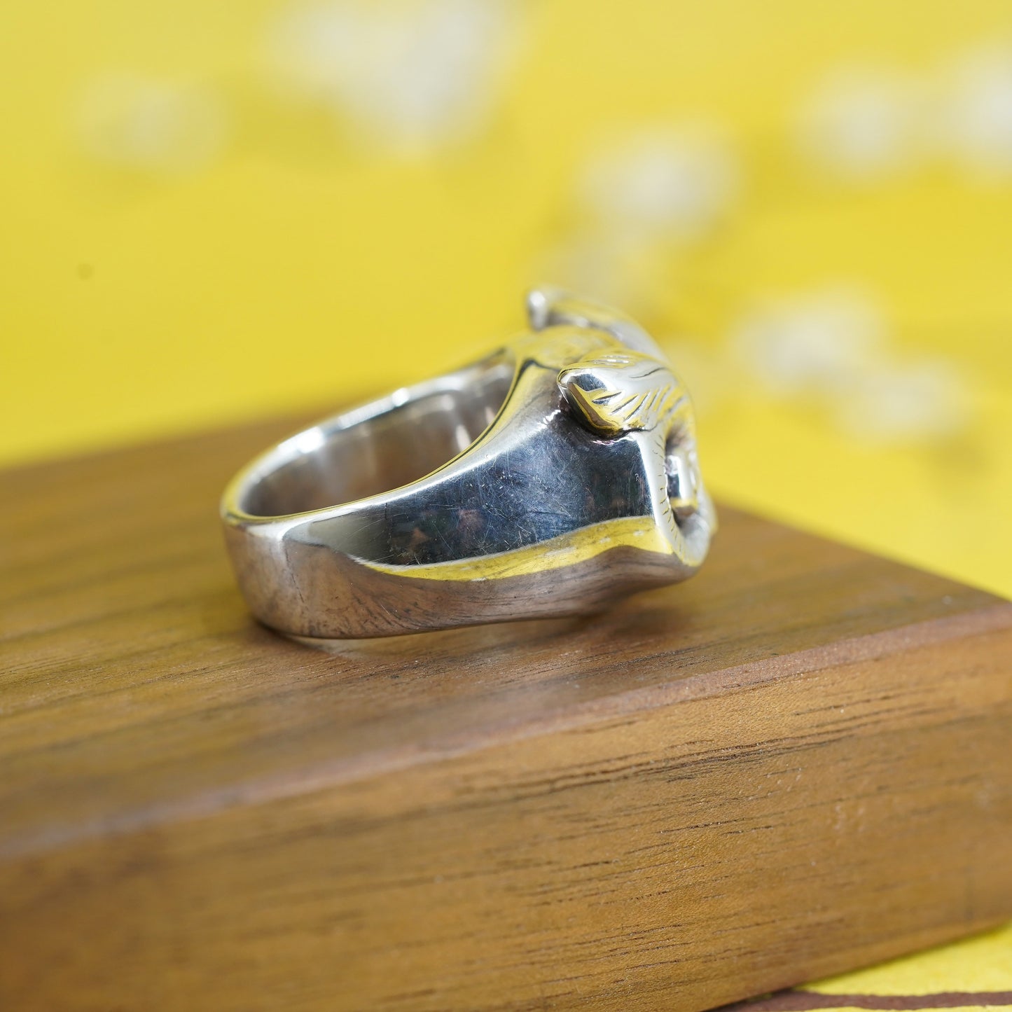 Size 8, vintage Sterling 925 silver handmade statement owl band ring