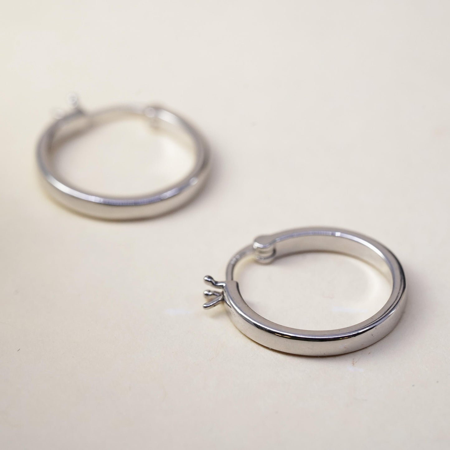 0.75", sterling silver loop earrings, fashion minimalist, fine 925 silver hoops