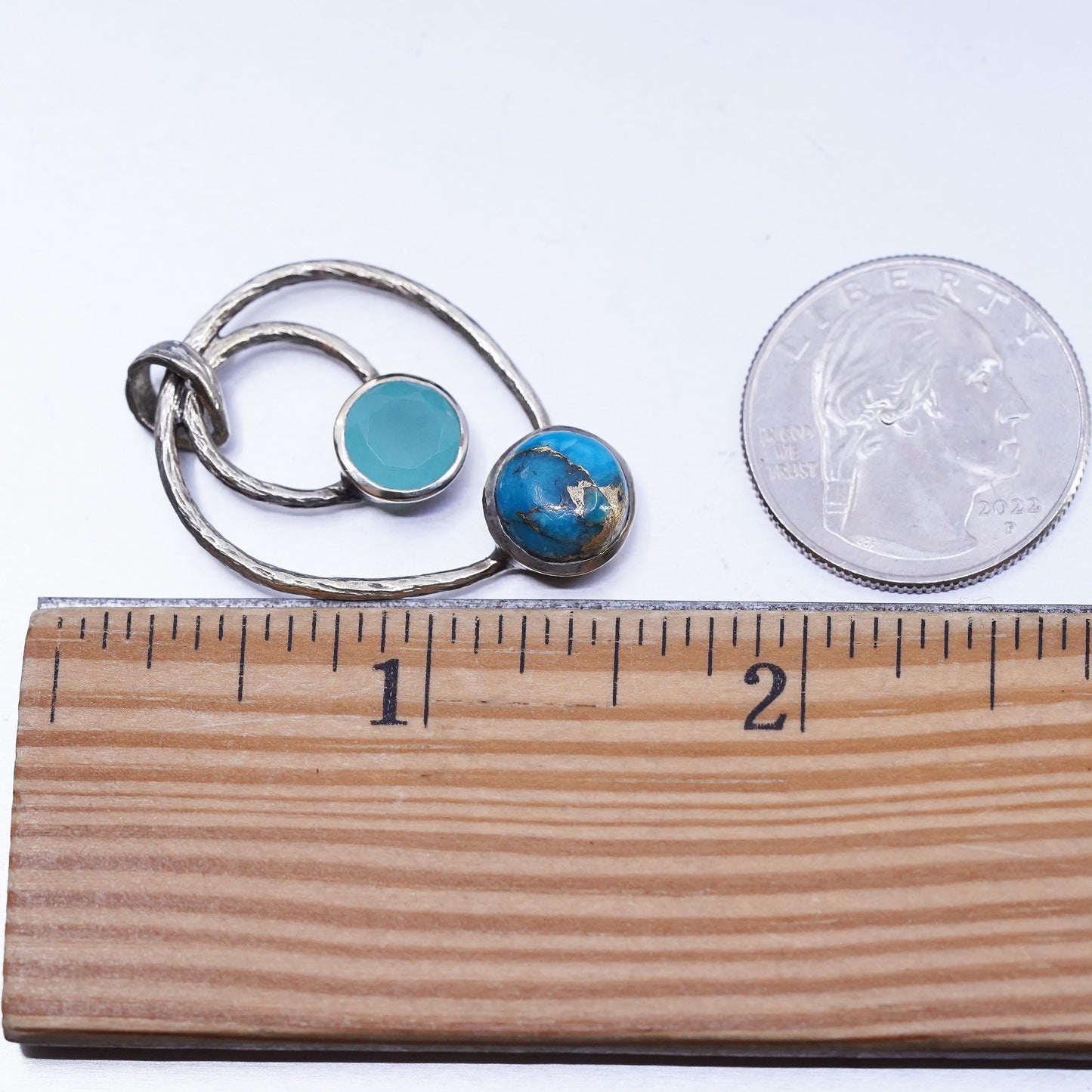 Vintage sterling 925 silver textured pendant with blue Chalcedony and turquoise