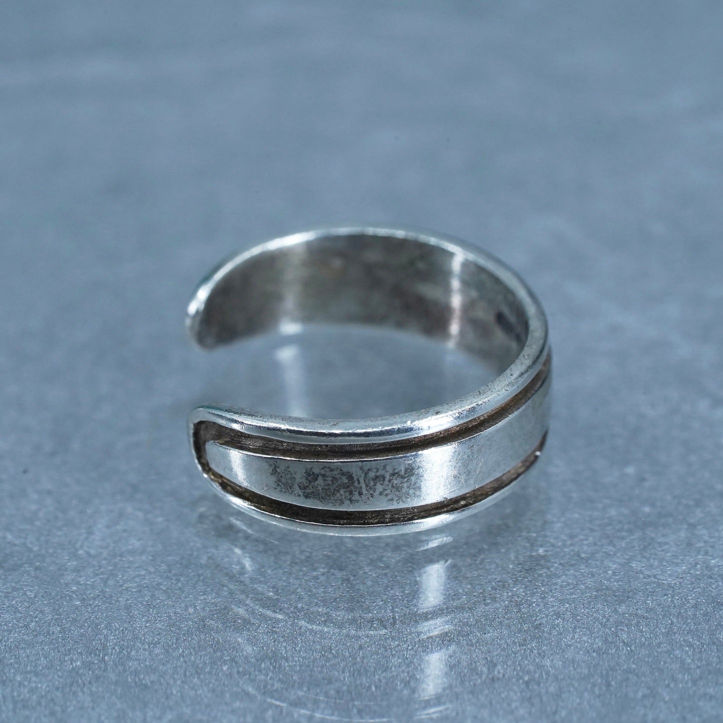 Size 2.25, southwestern Sterling 925 silver handmade ring, textured open band