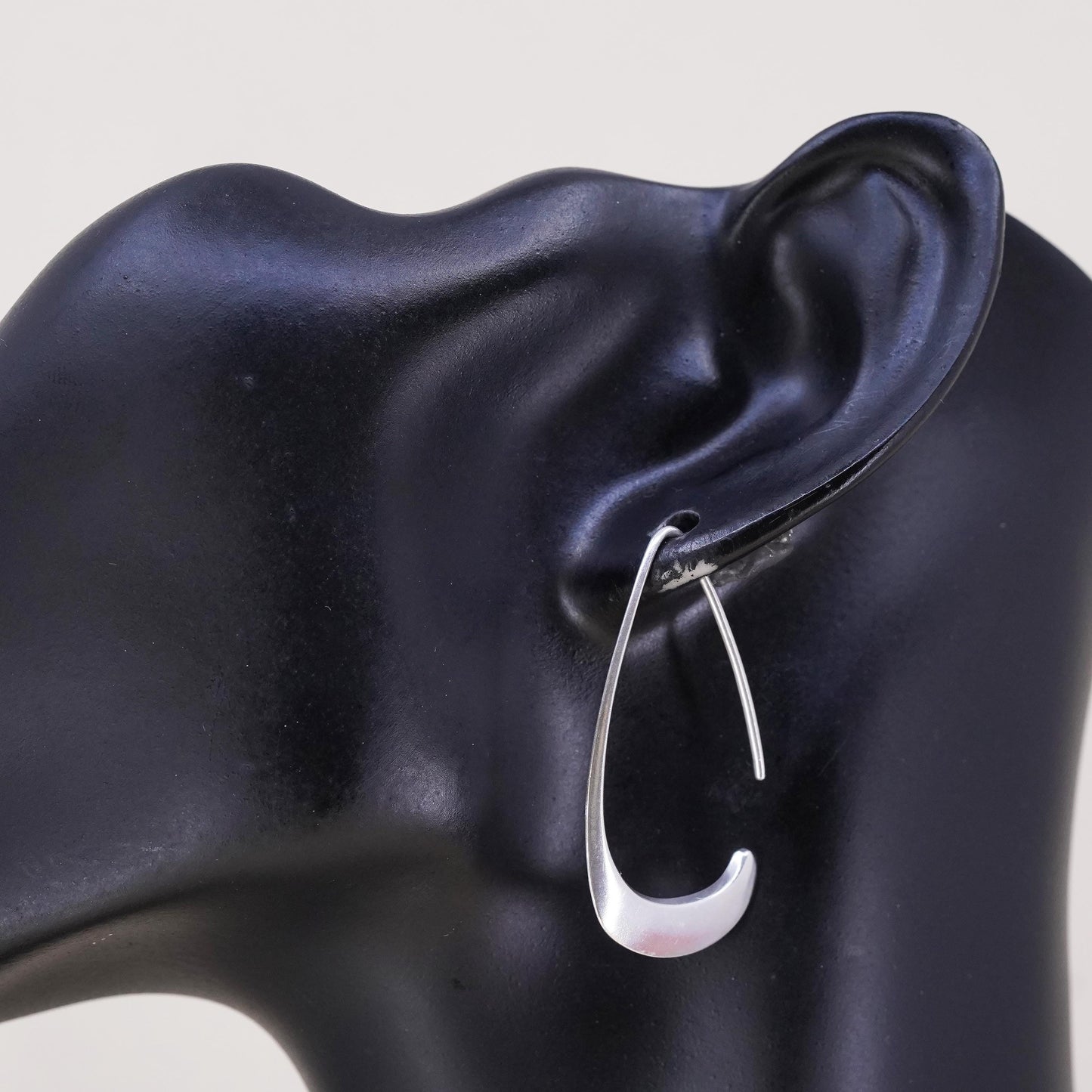 Silpada Silhouette Sterling 925 Silver Tapered Wire Open Drop single 1 earring