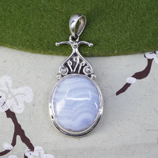 Vintage sterling 925 silver handmade pendant with lace agate and beads details