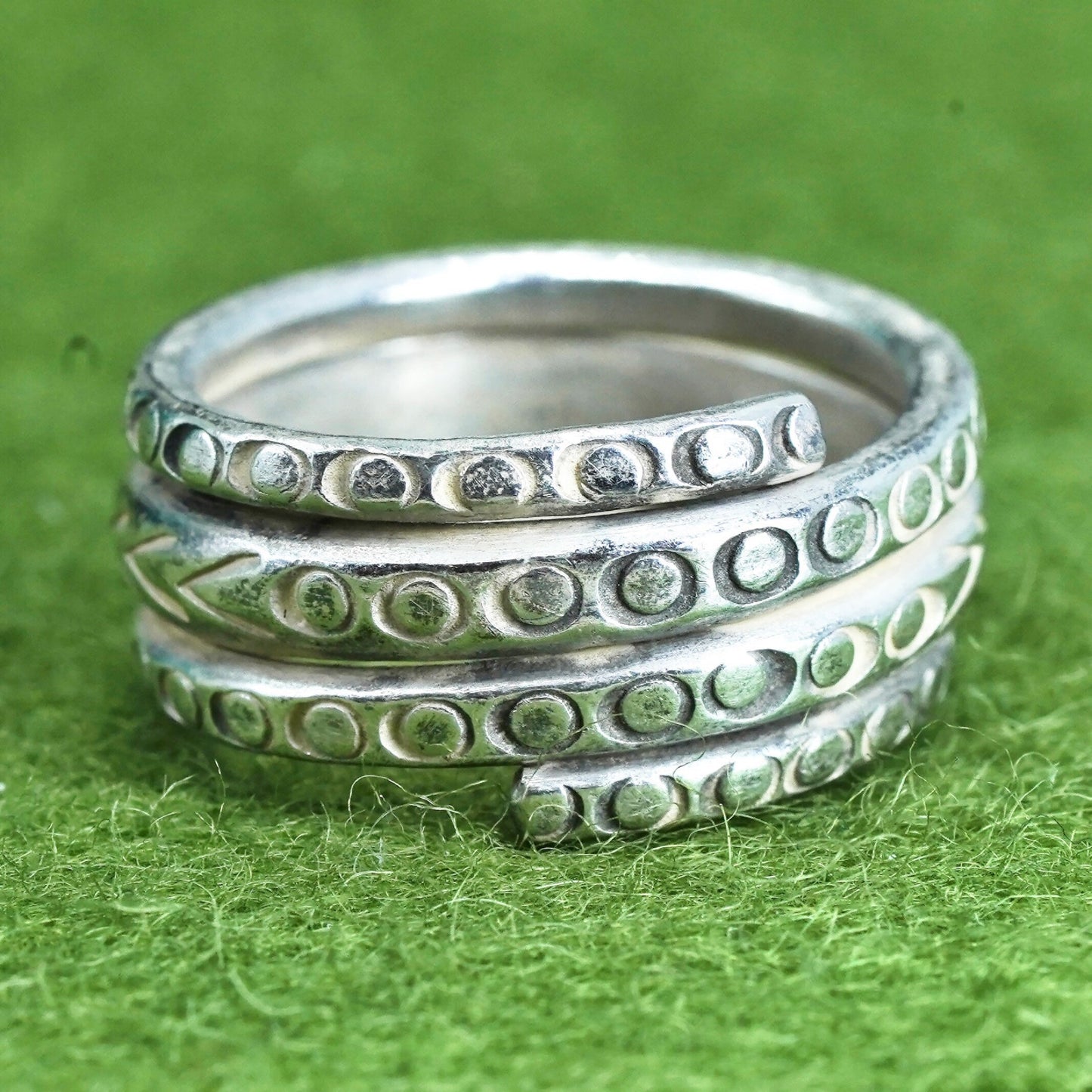 Size 5.5, vintage sterling silver handmade statement ring, 925 wrap band