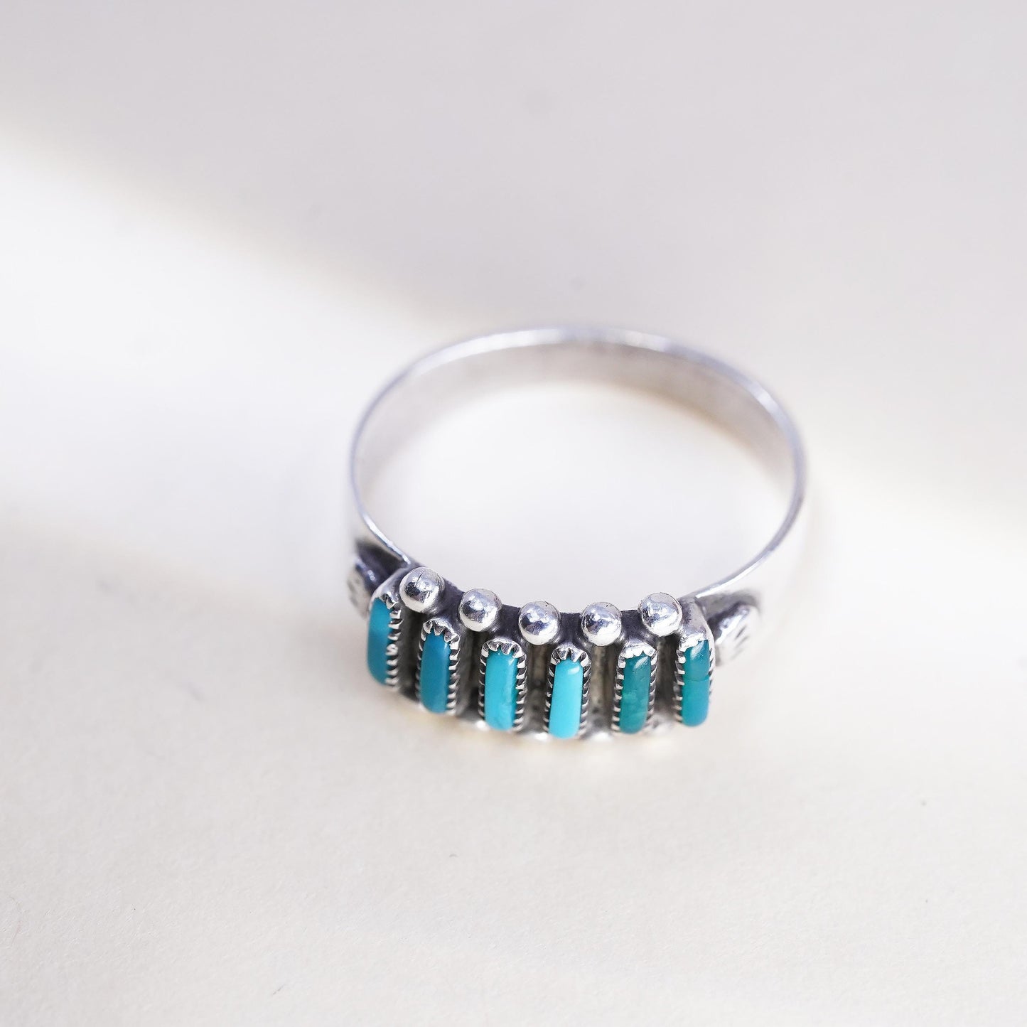 Size 6.5, vintage Native Americans Sterling silver ring Zuni 925 band turquoise