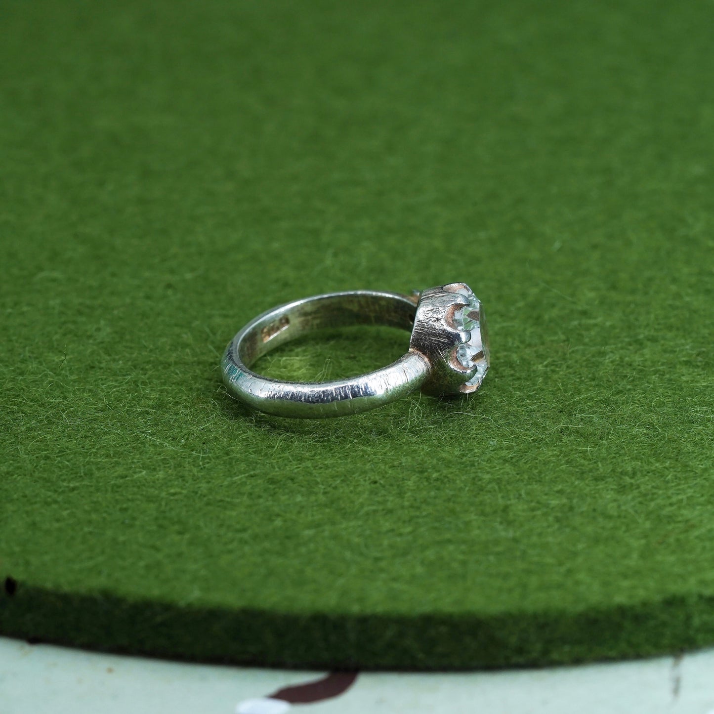 Size 6, Sterling 925 silver engagement ring with circle cut CZ