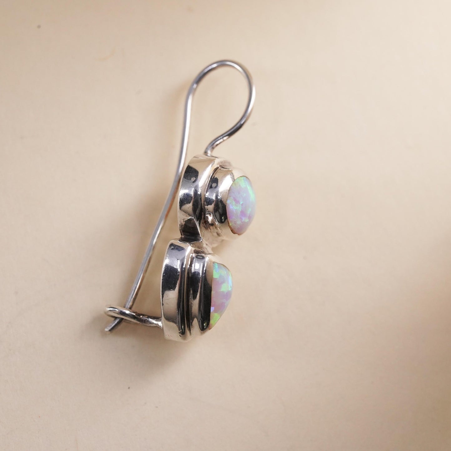 Vintage Sterling 925 silver handmade single earring with oval fire opal